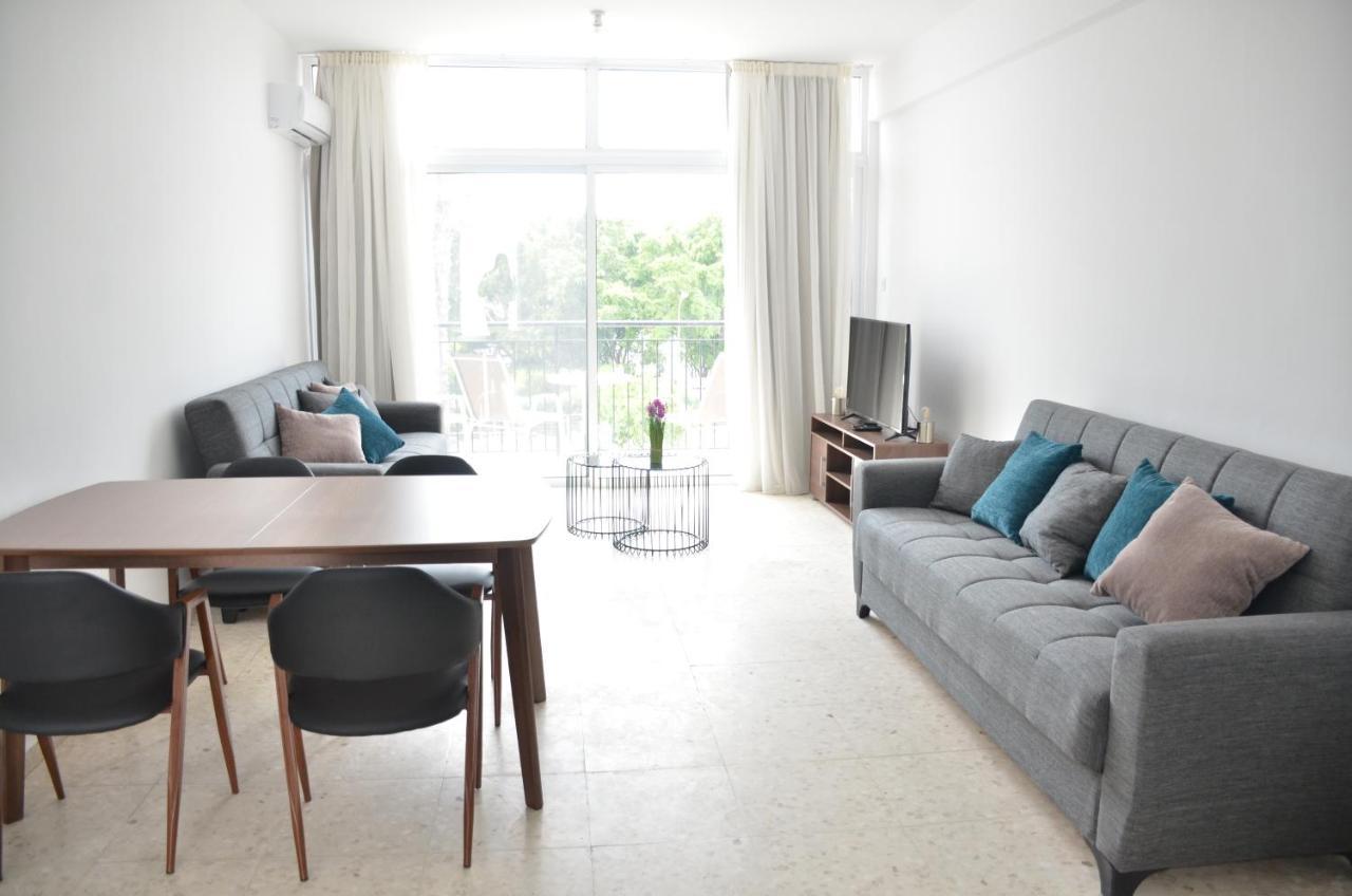 Almyria Apartments - By Imh Travel & Tours Paphos Kültér fotó