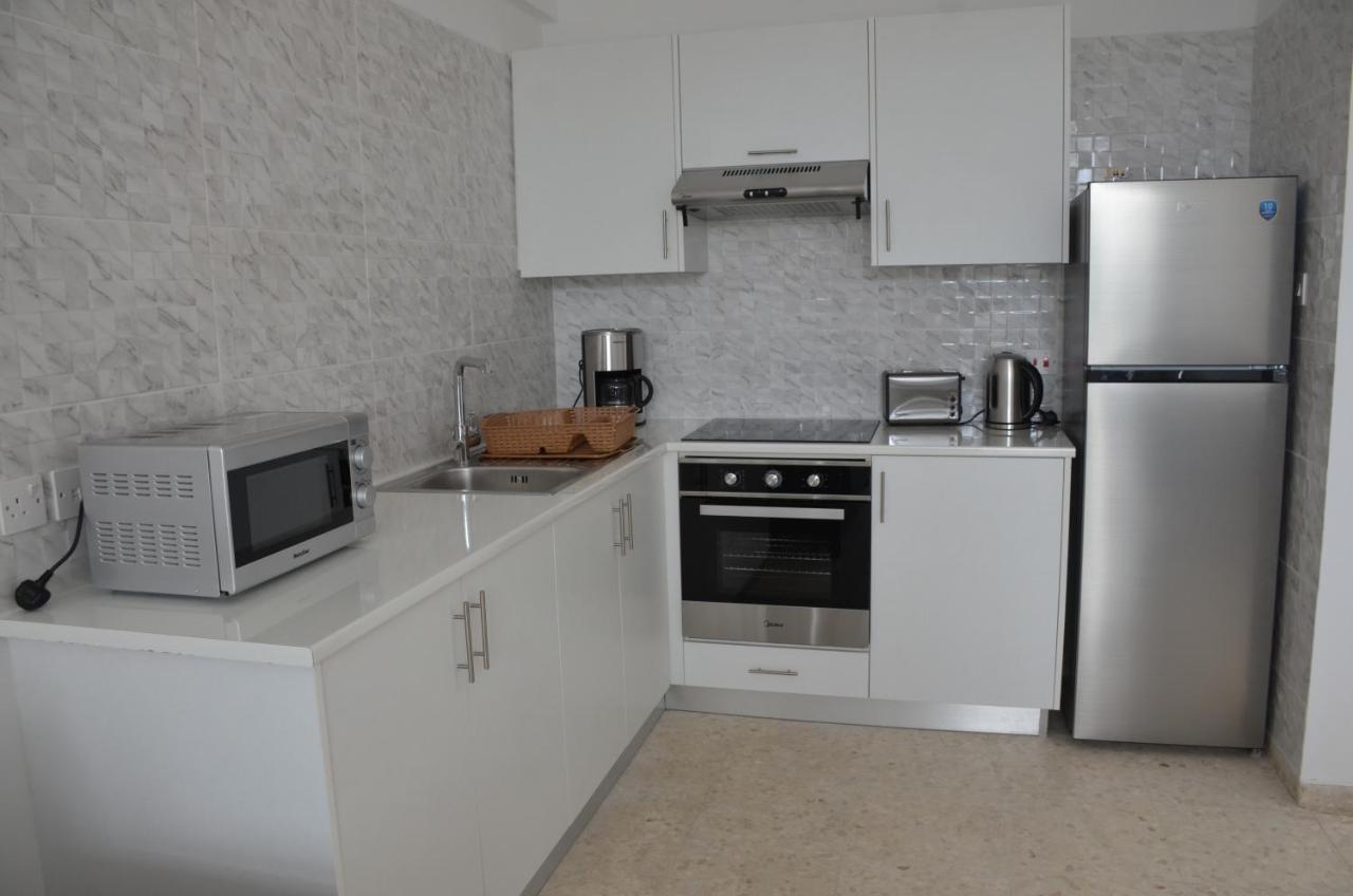 Almyria Apartments - By Imh Travel & Tours Paphos Kültér fotó