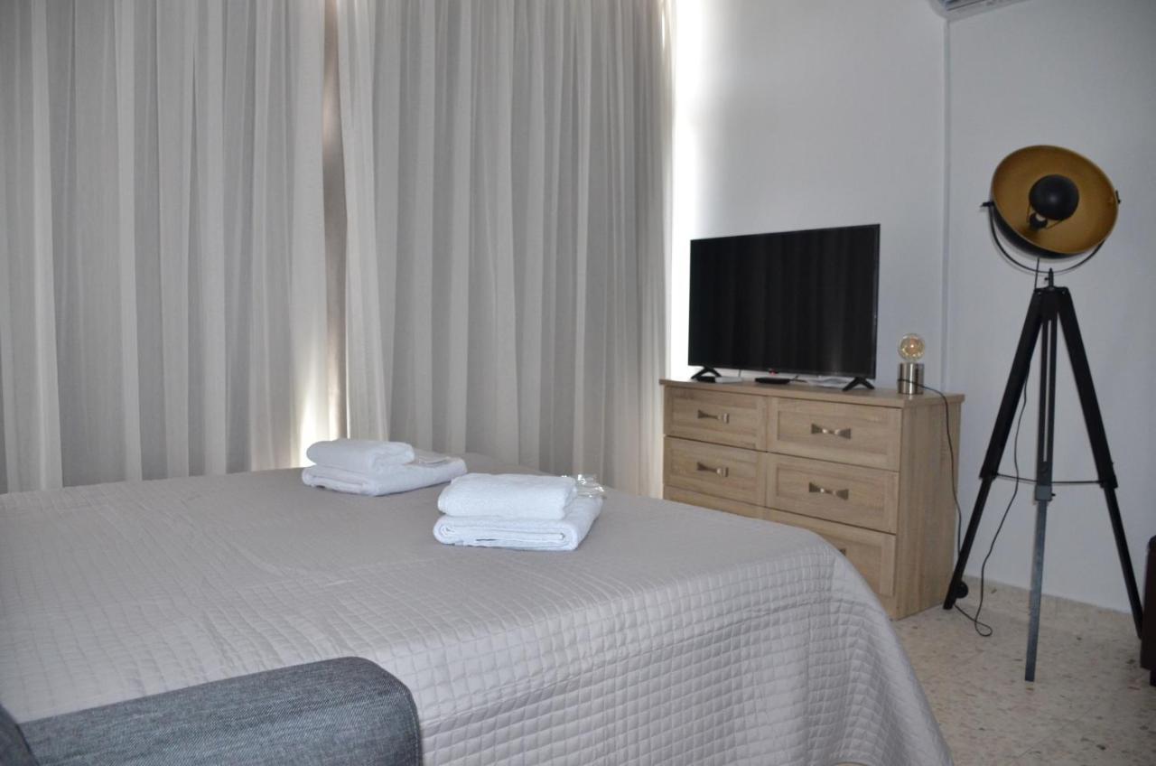 Almyria Apartments - By Imh Travel & Tours Paphos Kültér fotó
