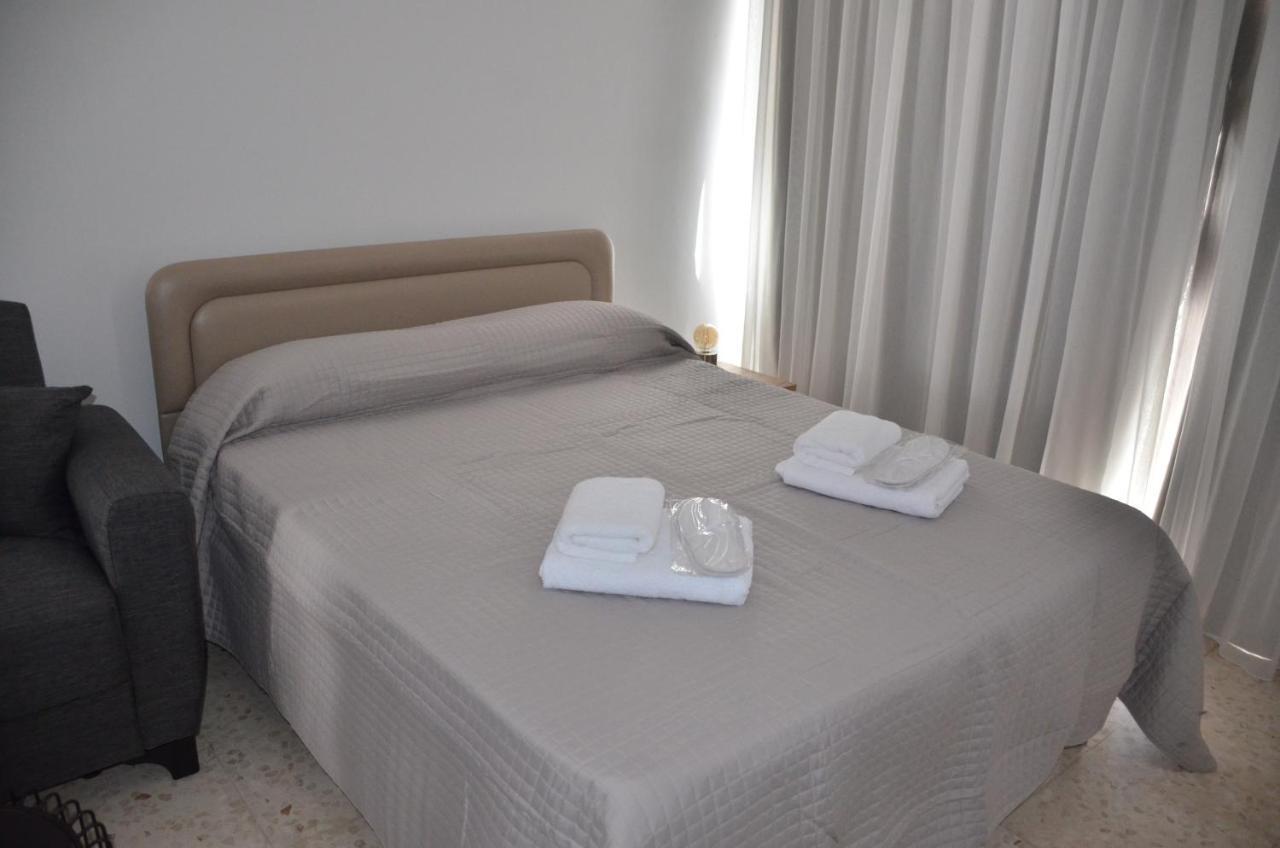 Almyria Apartments - By Imh Travel & Tours Paphos Kültér fotó