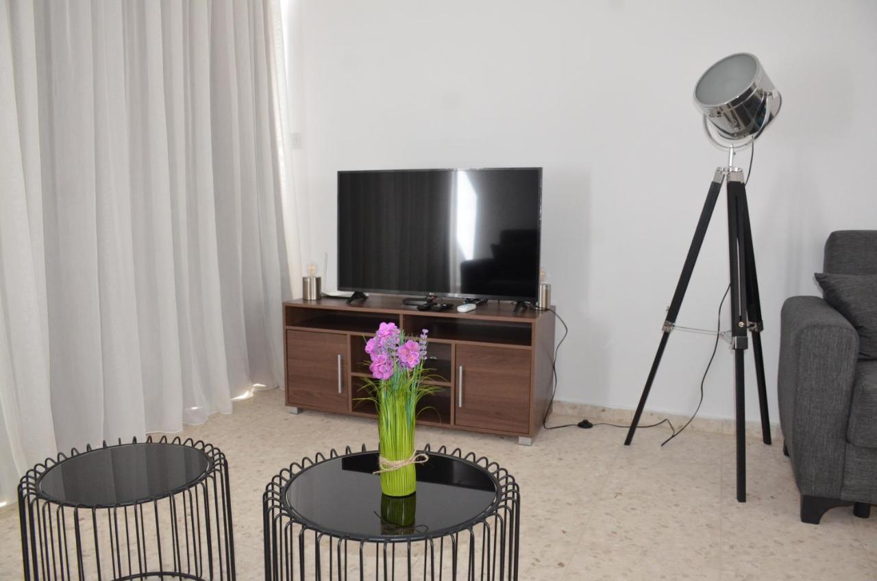 Almyria Apartments - By Imh Travel & Tours Paphos Kültér fotó